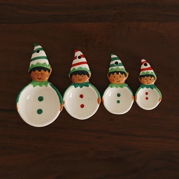 Pečenie Sada Štyroch Kusov Ručne maľované Keramické Lyžice Varenie Lyžice Jedlej Nástroje Misy Elf Tvarované Vianočné odmernú Lyžičku Nastaviť