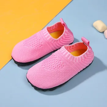 Detská obuv Non-slip Priedušná detská postieľka poschodí podväzok s gumovou podrážkou Deti, dievčatá, chlapcov oka topánky mäkké soled papuče